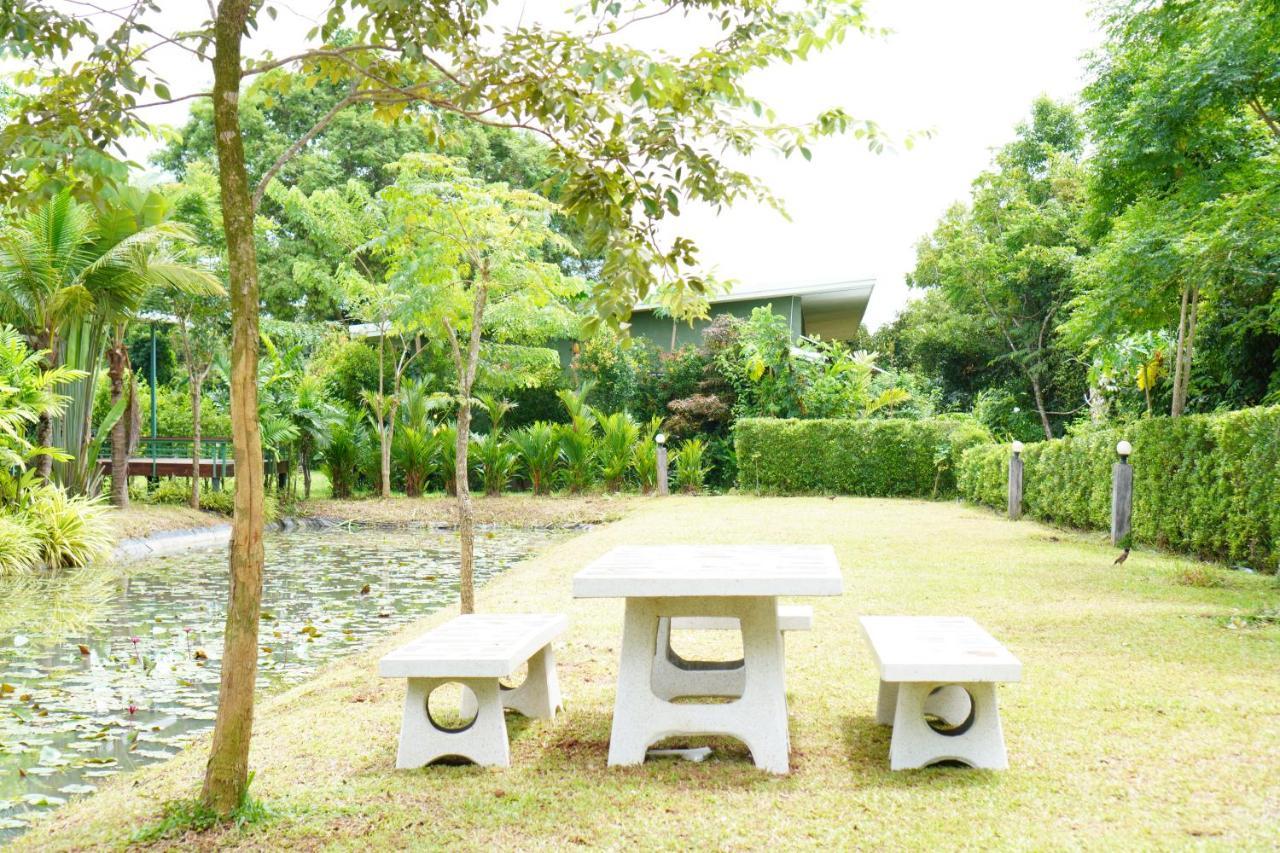Green Two Resort Chanthaburi Buitenkant foto