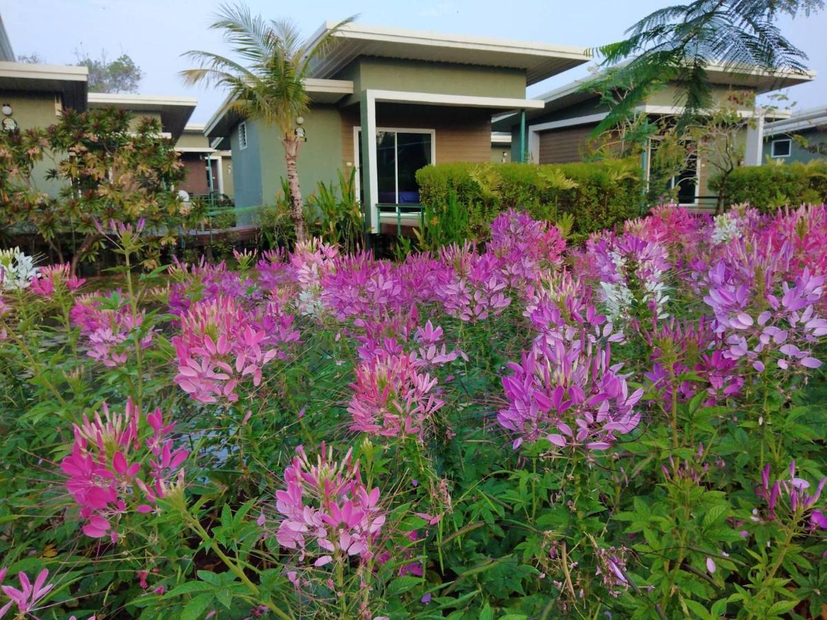 Green Two Resort Chanthaburi Buitenkant foto