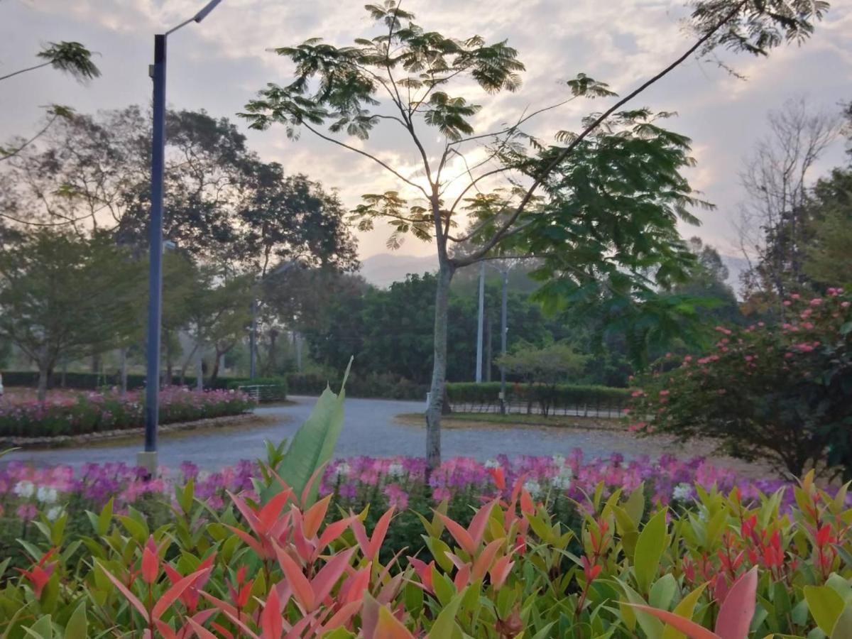 Green Two Resort Chanthaburi Buitenkant foto